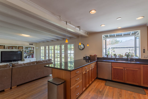 eastwestlocationsIMG-04659