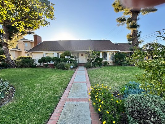 7701 Hosford WC