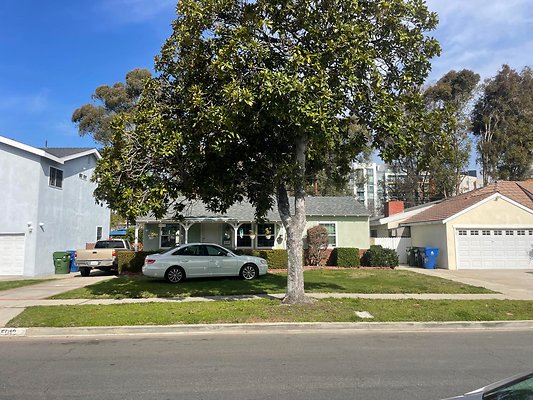 5913 W 74th WC