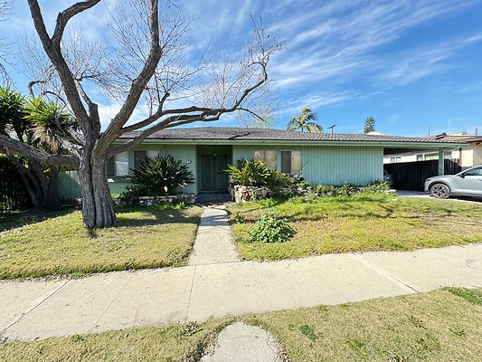 6137 Atoll Ave Van Nuys