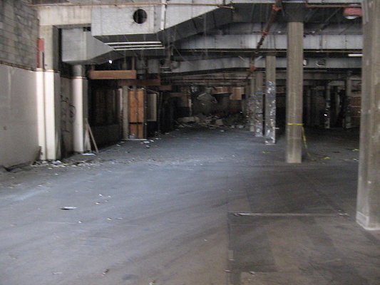 Hawthorne Mall 025