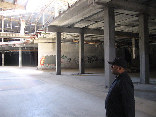 Hawthorne Mall 012
