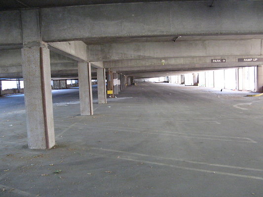 Hawthorne Mall 042