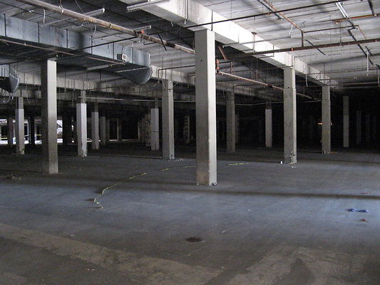 Hawthorne Mall 027