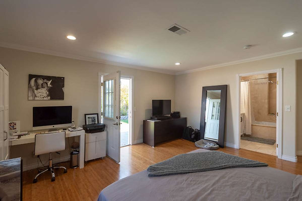 13012 bed 4 13012 bed 4