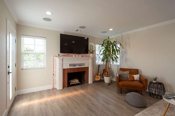 13012 living 4 13012 living 4