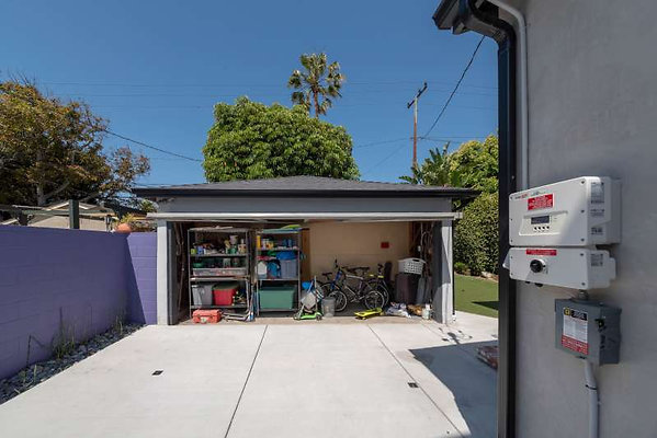 11588 garage 1