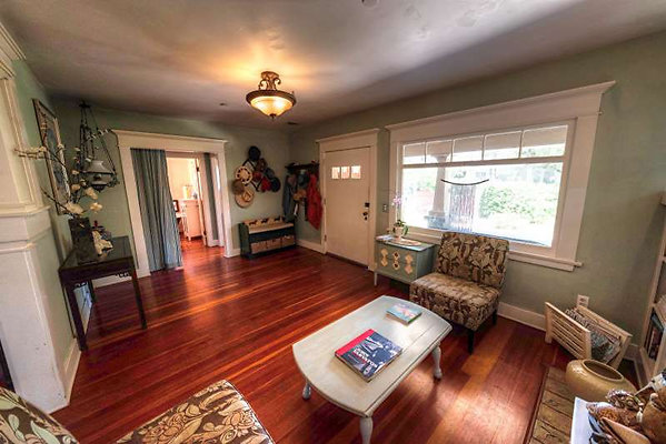 11109 living 2 11109 living 2