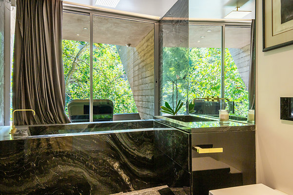 UNIVERSAL-D404-LA-81 UNIVERSAL-D404-LA-81