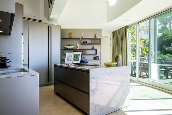 UNIVERSAL-D404-LA-38