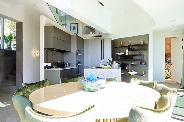 UNIVERSAL-D404-LA-37