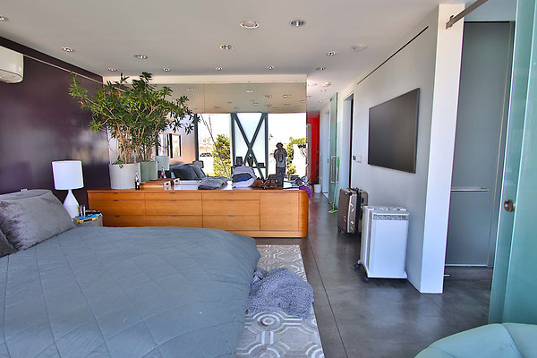 UNIVERSAL-CW127-VEN-84 UNIVERSAL-CW127-VEN-84