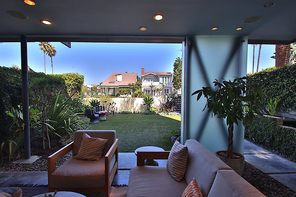 UNIVERSAL-CW127-VEN-14 UNIVERSAL-CW127-VEN-14