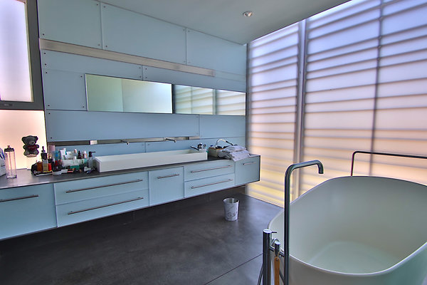 UNIVERSAL-CW127-VEN-87 UNIVERSAL-CW127-VEN-87