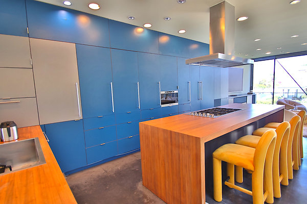 UNIVERSAL-CW127-VEN-77 UNIVERSAL-CW127-VEN-77