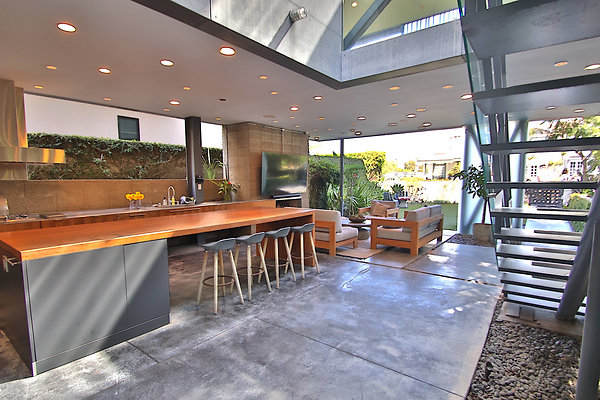 UNIVERSAL-CW127-VEN-24 UNIVERSAL-CW127-VEN-24