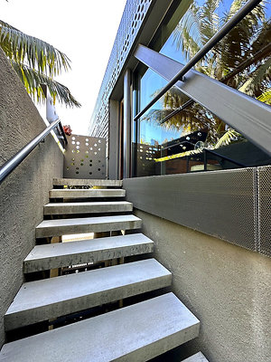 UNIVERSAL-CW145-CHV-130