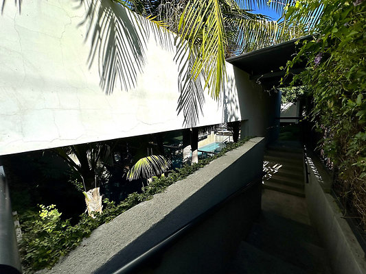 UNIVERSAL-CW145-CHV-132