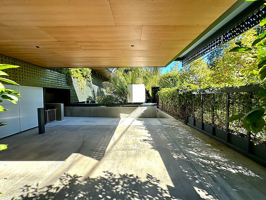 UNIVERSAL-CW145-CHV-127