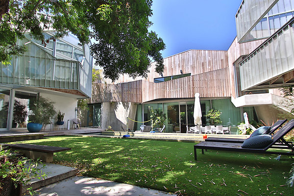 UNIVERSAL-CW043-VEN-103 UNIVERSAL-CW043-VEN-103