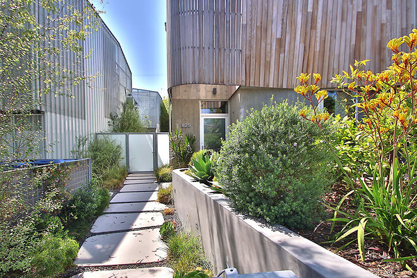 UNIVERSAL-CW043-VEN-8