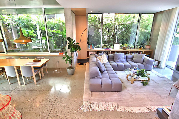 UNIVERSAL-CW043-VEN-28