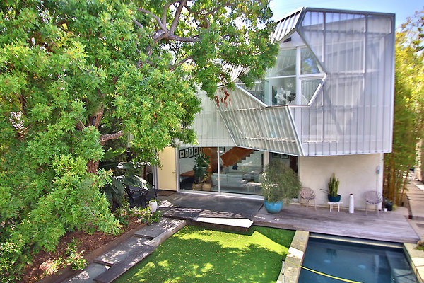 UNIVERSAL-CW043-VEN-131 UNIVERSAL-CW043-VEN-131