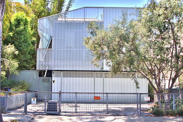 UNIVERSAL-CW042-VEN-9