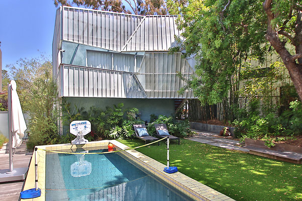 UNIVERSAL-CW042-VEN-126 UNIVERSAL-CW042-VEN-126