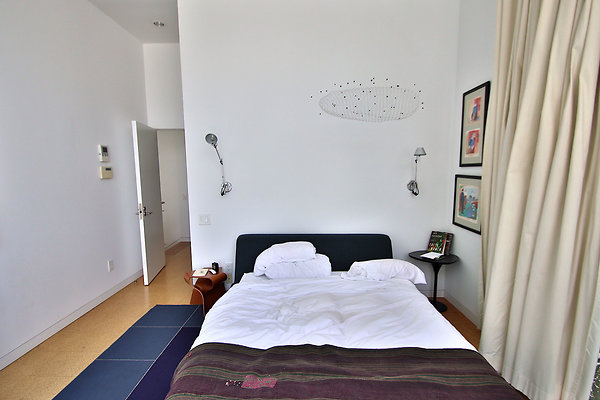 UNIVERSAL-CW042-VEN-99