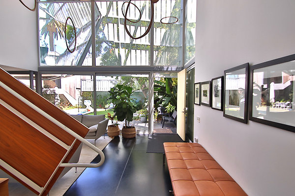 UNIVERSAL-CW042-VEN-39