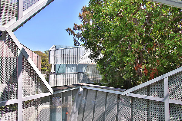 UNIVERSAL-CW042-VEN-104