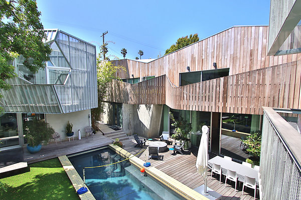 UNIVERSAL-CW042-VEN-139 UNIVERSAL-CW042-VEN-139