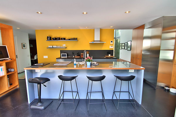 UNIVERSAL-CW042-VEN-73