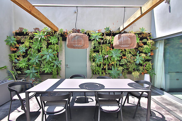 UNIVERSAL-CW042-VEN-78