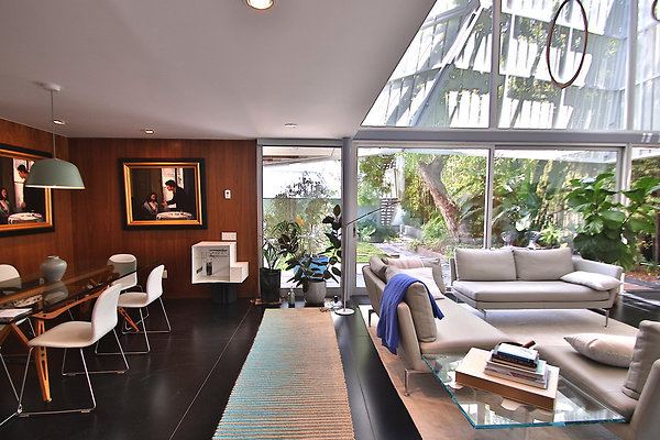 UNIVERSAL-CW042-VEN-46