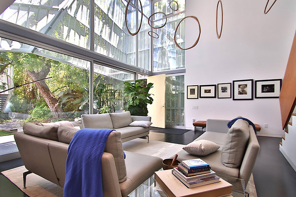 UNIVERSAL-CW042-VEN-47