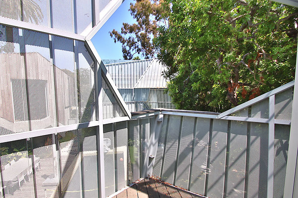 UNIVERSAL-CW042-VEN-103