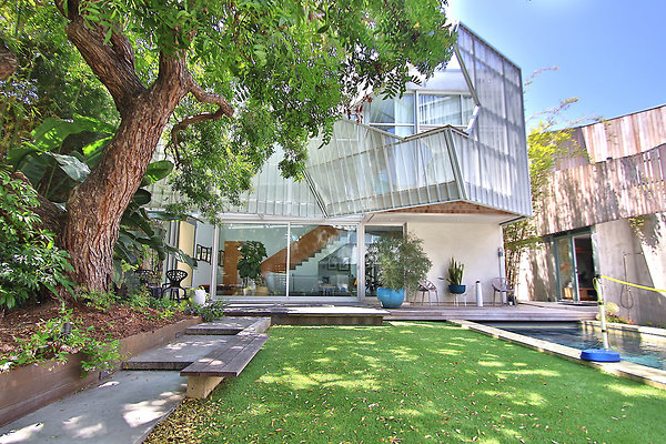 UNIVERSAL-CW042-VEN-17