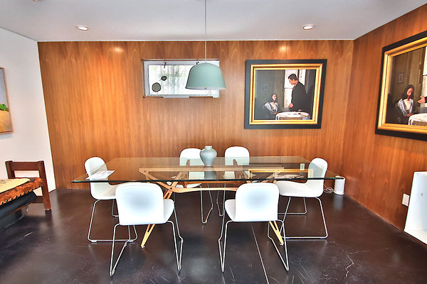 UNIVERSAL-CW042-VEN-64