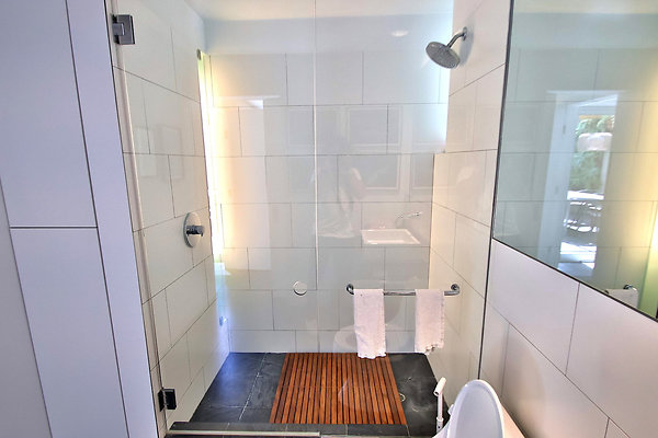 UNIVERSAL-CW042-VEN-93