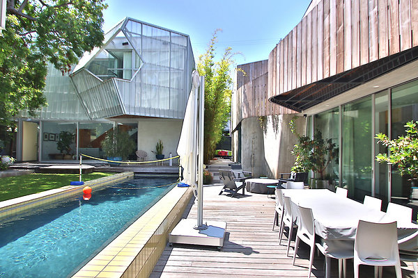 UNIVERSAL-CW042-VEN-20