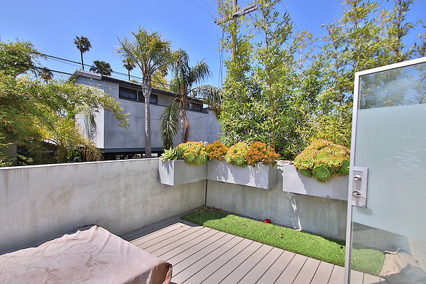 UNIVERSAL-CW042-VEN-115