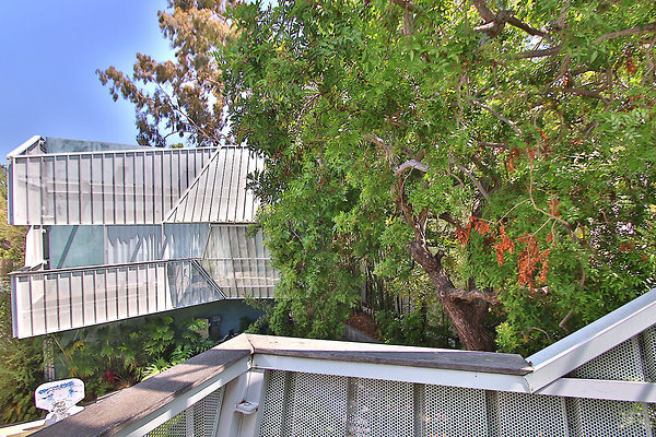 UNIVERSAL-CW042-VEN-111