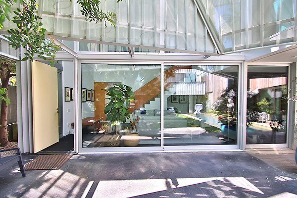 UNIVERSAL-CW042-VEN-36