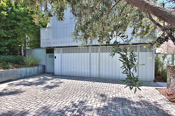 UNIVERSAL-CW042-VEN-8