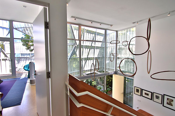 UNIVERSAL-CW042-VEN-121 UNIVERSAL-CW042-VEN-121