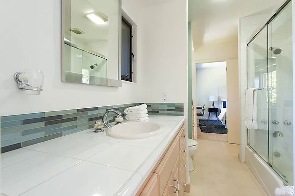 UNIVERSAL-B237-TZ-20