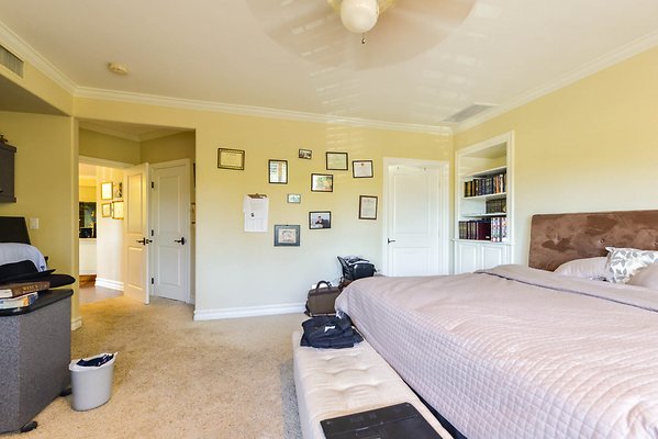 UNIVERSAL-A927-Tarzana-59