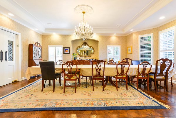 UNIVERSAL-A927-Tarzana-13